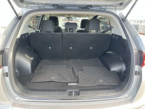 Used 2020 Kia Sportage LX w/ LX Popular Package image 28