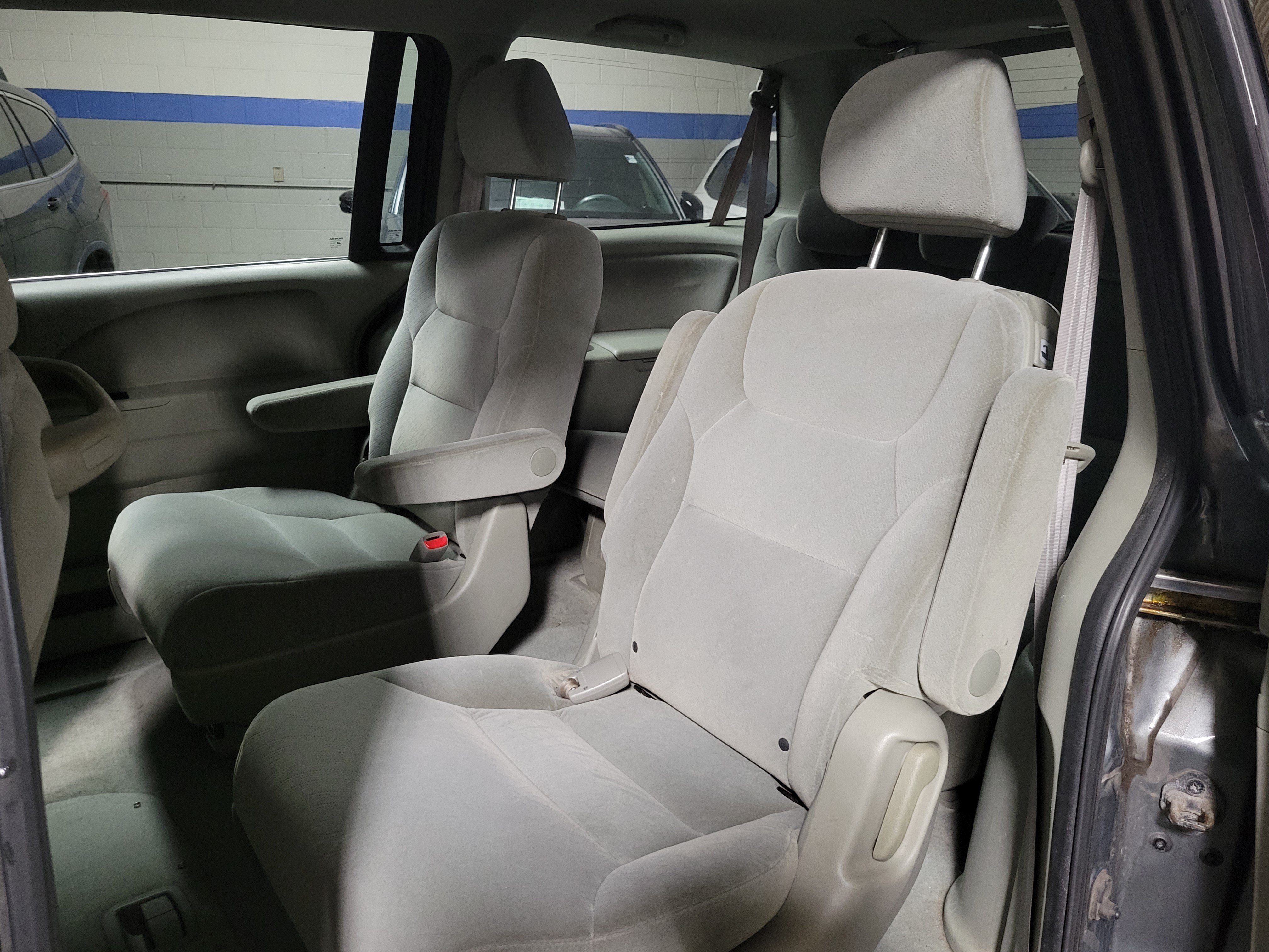 Used 2008 Honda Odyssey LX image 16