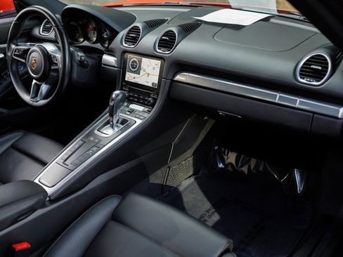 Used 2017 Porsche 718 Cayman S image 19