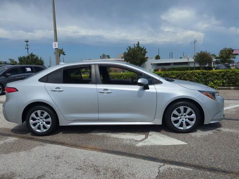 Certified 2024 Toyota Corolla LE FWD image 4