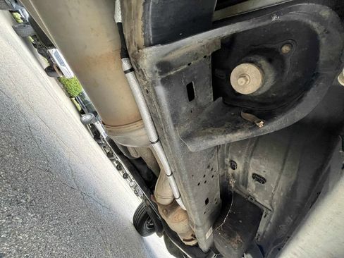 Used 2018 RAM 2500 SLT image 10