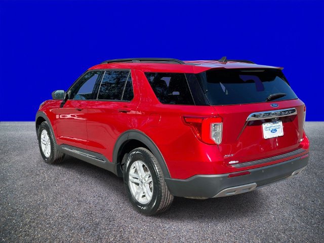 Certified 2023 Ford Explorer XLT w/ Equipment Group 202A AWD/4WD image 5