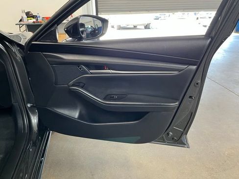 Used 2024 MAZDA MAZDA3 s FWD image 12