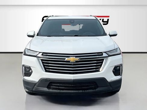 Used 2022 Chevrolet Traverse Premier AWD/4WD image 2