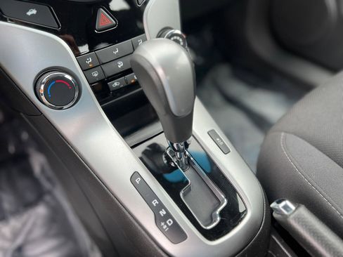 Used 2016 Chevrolet Cruze LT FWD image 27