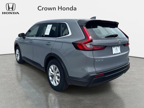 Used 2023 Honda CR-V LX image 3