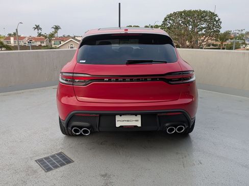 New 2026 Porsche Macan image 10