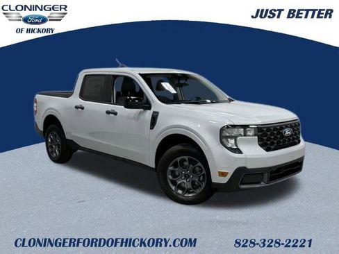 New 2026 Ford Maverick XLT w/ XLT Luxury Package FWD image 1