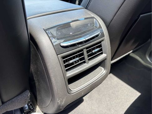 Used 2023 Cadillac XT5 Premium Luxury AWD/4WD image 23