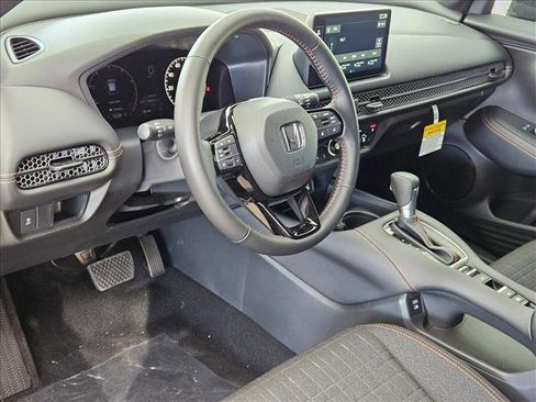 New 2026 Honda HR-V Sport image 3