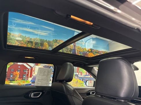 Used 2022 Jeep Compass Altitude w/ Sun and Sound Group image 51