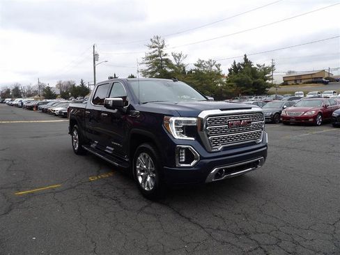 Used 2021 GMC Sierra 1500 Denali image 2