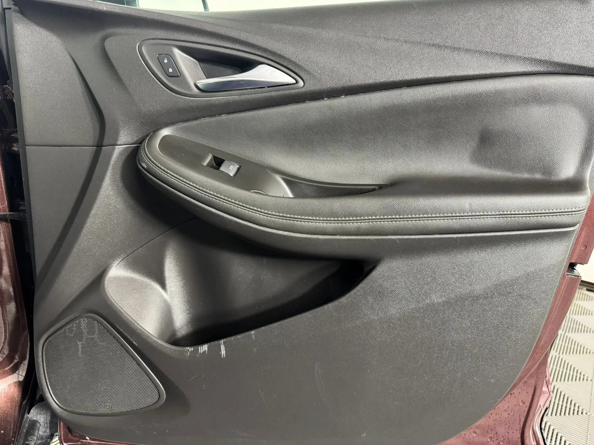 Used 2023 Buick Encore GX Preferred w/ Cold Weather Comfort Package FWD image 38
