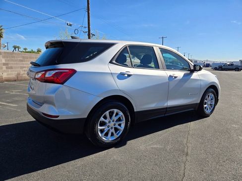 Used 2020 Chevrolet Equinox LS image 5