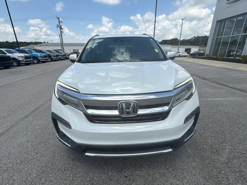Used 2020 Honda Pilot Touring image 3