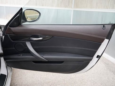 Used 2012 BMW Z4 sDrive28i RWD image 28