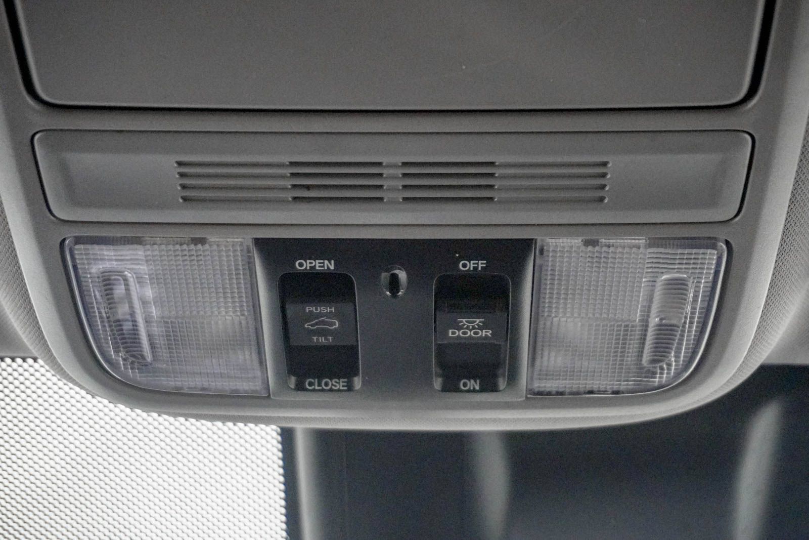 Used 2019 Honda Odyssey EX-L image 34