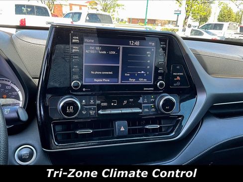 Used 2020 Toyota Highlander L image 5