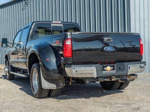 Used 2011 Ford F350 Lariat w/ Lariat Ultimate Pkg image 4