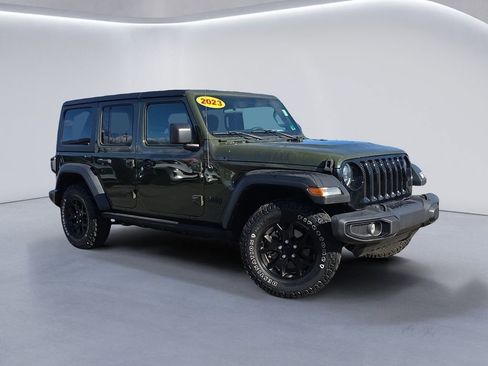 Used 2023 Jeep Wrangler Willys image 2