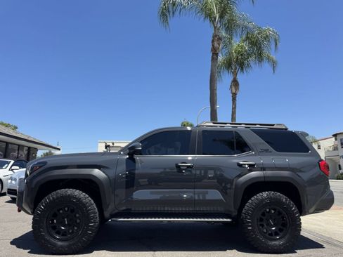 Used 2025 Toyota 4Runner TRD Off-Road Premium w/ Tow Technology Package AWD/4WD image 2