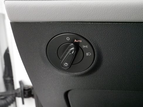 Certified 2024 Volkswagen Taos SEL image 27