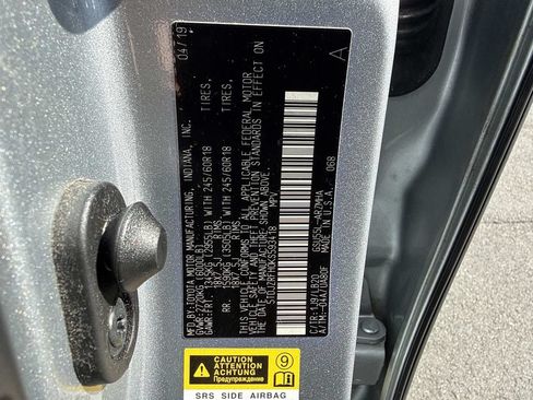 Used 2019 Toyota Highlander XLE AWD/4WD image 26