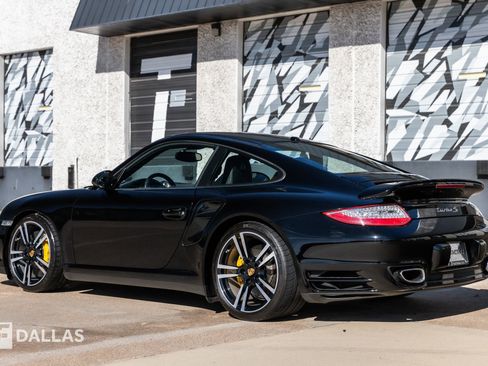 Used 2012 Porsche 911 Turbo S image 9