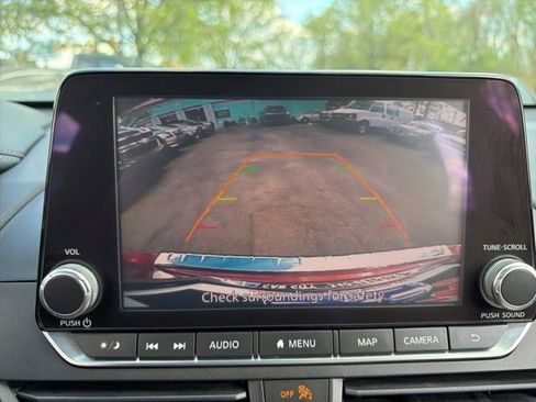 Used 2021 Nissan Altima 2.5 SL FWD image 15