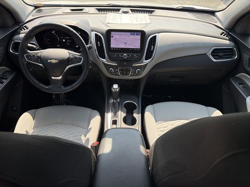 Used 2020 Chevrolet Equinox LT image 25