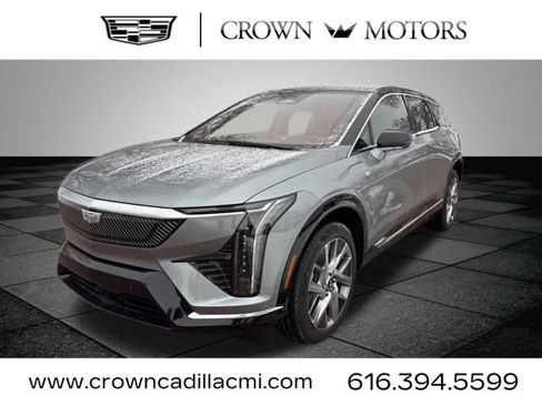 New 2026 Cadillac Optiq Luxury 1 image 3