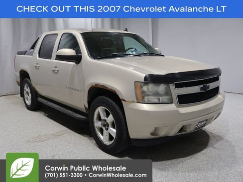 Used 2007 Chevrolet Avalanche LT w/ LT Preferred Equipment Group AWD/4WD image 1