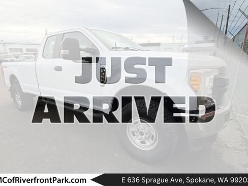Used 2017 Ford F350 XL image 1