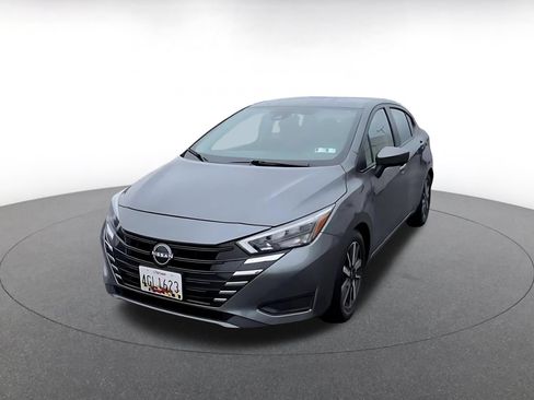 Used 2025 Nissan Versa SV FWD image 6