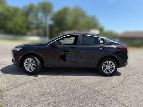 New 2026 Buick Envista Preferred w/ Convenience II Package FWD image 2