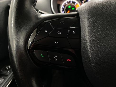 Used 2021 Jeep Cherokee Latitude Plus image 15