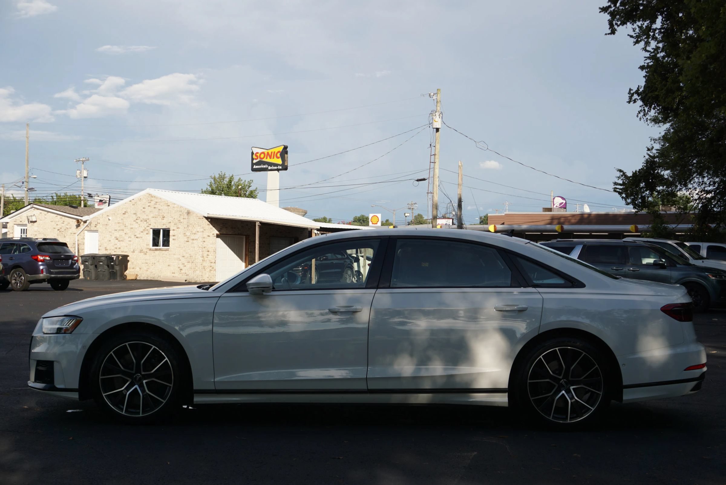 Used 2020 Audi A8 L 4.0T w/ Sport Plus Package AWD/4WD image 12