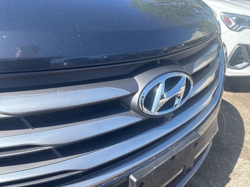 Used 2017 Hyundai Santa Fe Sport w/ Cargo Package AWD/4WD image 12
