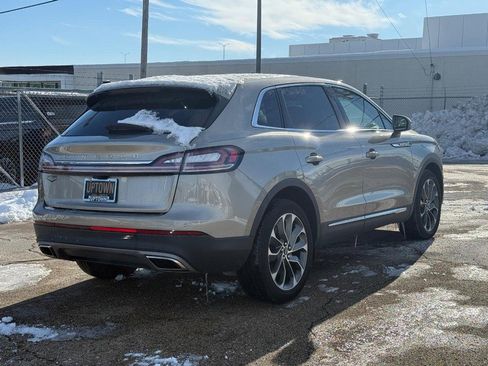 Certified 2023 Lincoln Nautilus Reserve image 3