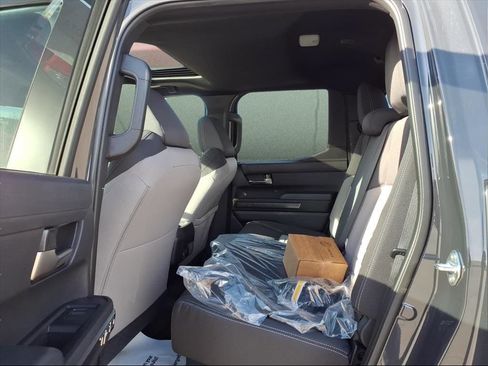 New 2025 Toyota Tacoma TRD Off-Road image 9