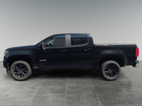 Used 2019 Chevrolet Colorado Z71 w/ Z71 Midnight Edition AWD/4WD image 2