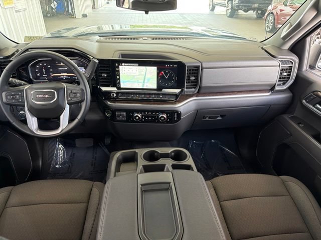 New 2026 GMC Sierra 1500 SLE w/ Preferred Package RWD image 15