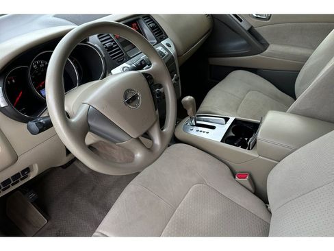 Used 2013 Nissan Murano S image 10