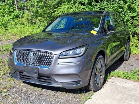 Certified 2022 Lincoln Corsair AWD w/ Premium Package image 3