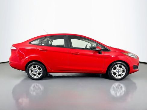 Used 2015 Ford Fiesta SE FWD image 4