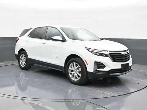 Used 2024 Chevrolet Equinox LT image 20