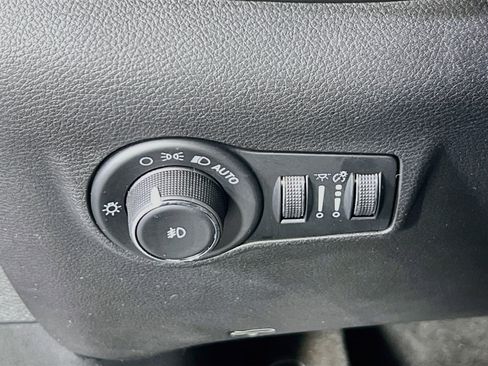 Used 2022 Jeep Compass High Altitude AWD/4WD image 10