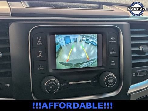 Used 2018 RAM 1500 Classic SLT image 29