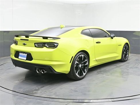 Used 2021 Chevrolet Camaro SS image 10