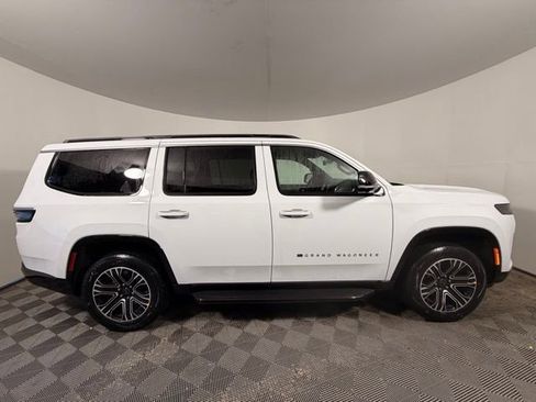 New 2026 Jeep Grand Wagoneer w/ Premium Group I image 11